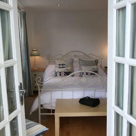 Apartment Lanescot, Harbour View With Terrace